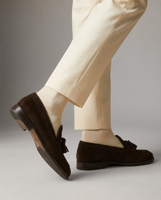 Mocassino scamosciato con nappine in vitello